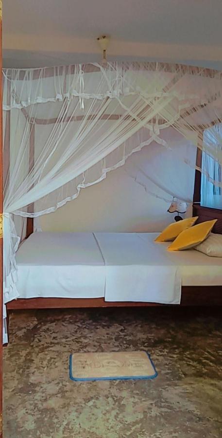 Shady Edge Hotel อูนาวาตูนา ภายนอก รูปภาพ