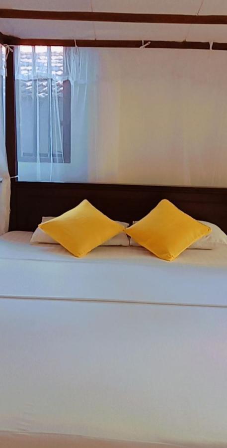 Shady Edge Hotel อูนาวาตูนา ภายนอก รูปภาพ