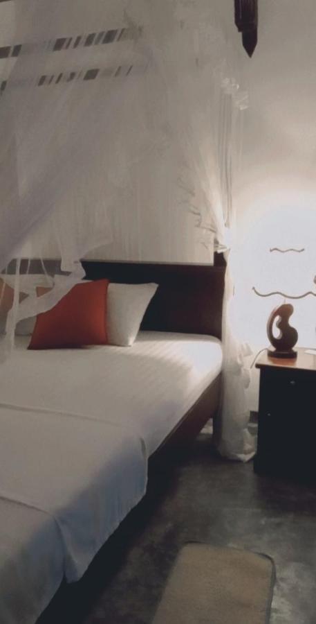 Shady Edge Hotel อูนาวาตูนา ภายนอก รูปภาพ