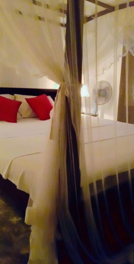 Shady Edge Hotel อูนาวาตูนา ภายนอก รูปภาพ