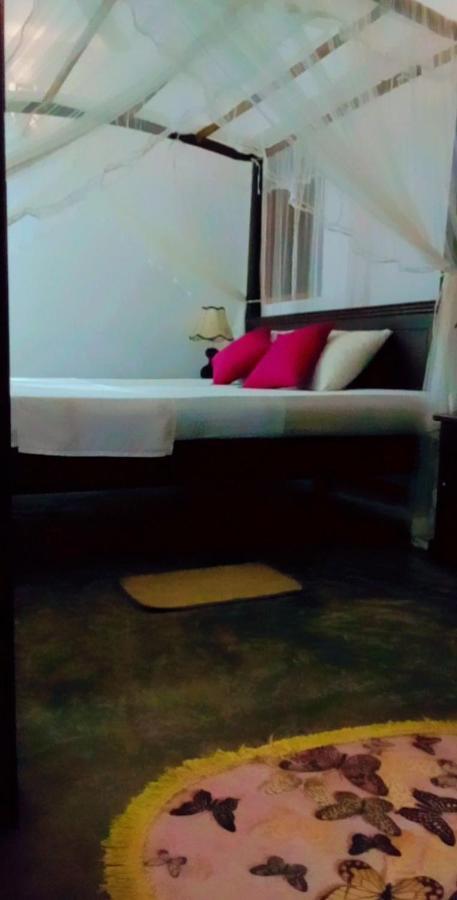 Shady Edge Hotel อูนาวาตูนา ภายนอก รูปภาพ