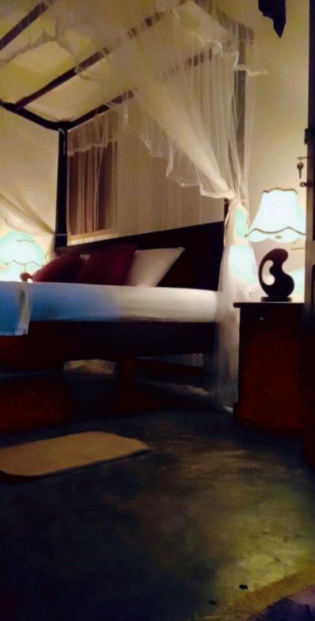 Shady Edge Hotel อูนาวาตูนา ภายนอก รูปภาพ